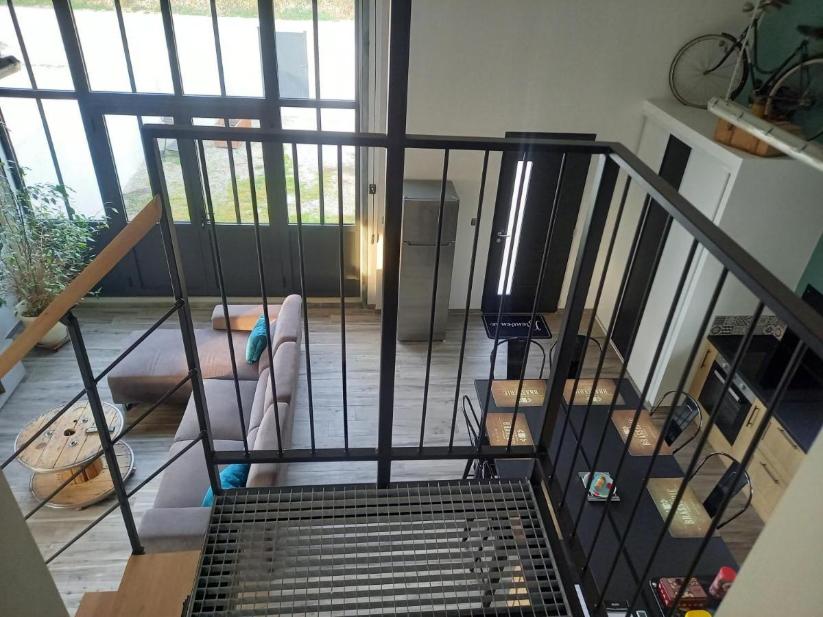 Cosy-Loft Industriel , Jacuzzi , Wifi , 6 Personnes Max Aigues-Vives (Aude) Exterior foto